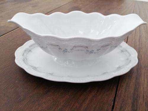 Hutschenreuther Viktoria Iris dinner set
