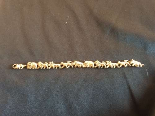 Big 5 animal bracelet solid 9ct gold