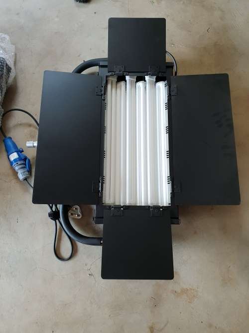 Nesys professional 6 bank cinamaphotography contineous lighting UNi 220
