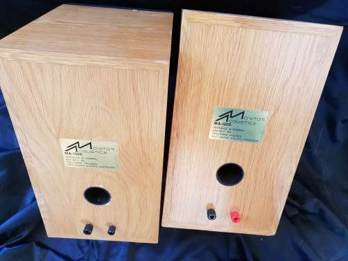 Monitor Acoustic MA1000 set of 2 studio speakers