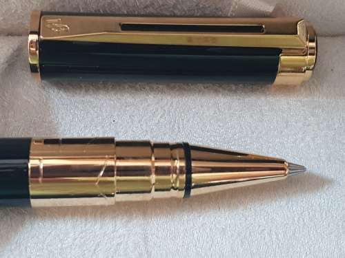 Original Waterman rollerball pen in Waterman box with pamphlet