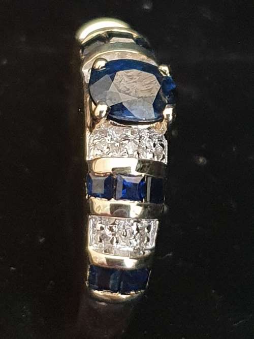 Sapphire and Diamond 14ct gold ring