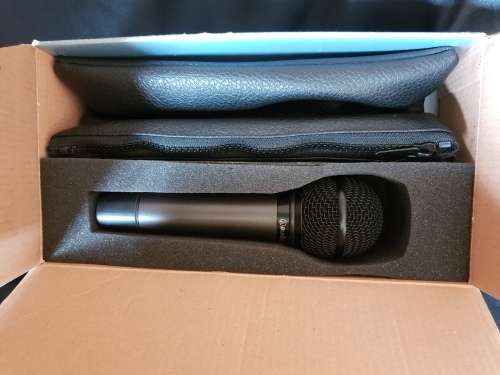 Audio Technica ATM510 in box never been used with pouch