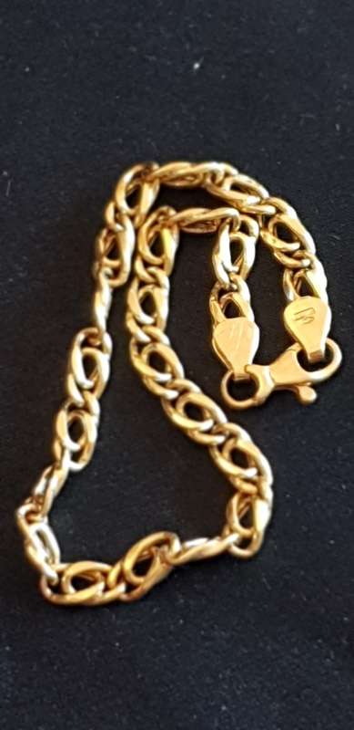 Fabulous! Solid 18ct genuine Gold Bracelet