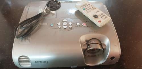 Data Projectors Epson EMP82 with remote
