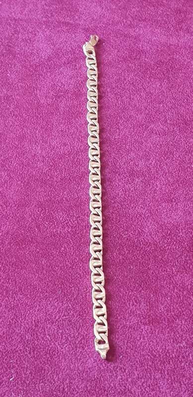 STUNNING! 14ct solid gold heavy Bracelet