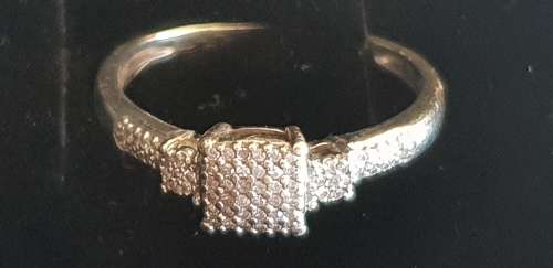 9ct white gold trilogy cluster ring with 68x natural diamonds