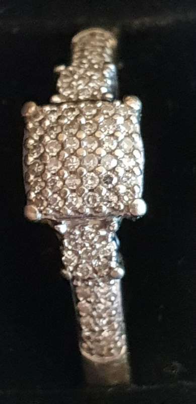 9ct white gold trilogy cluster ring with 68x natural diamonds