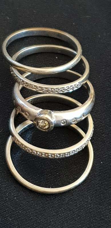9ct 5pc white gold wedding set with 7 natural diamonds