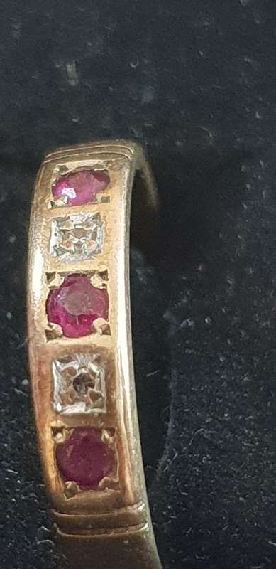 Genuine 9ct gold ruby and diamond ring
