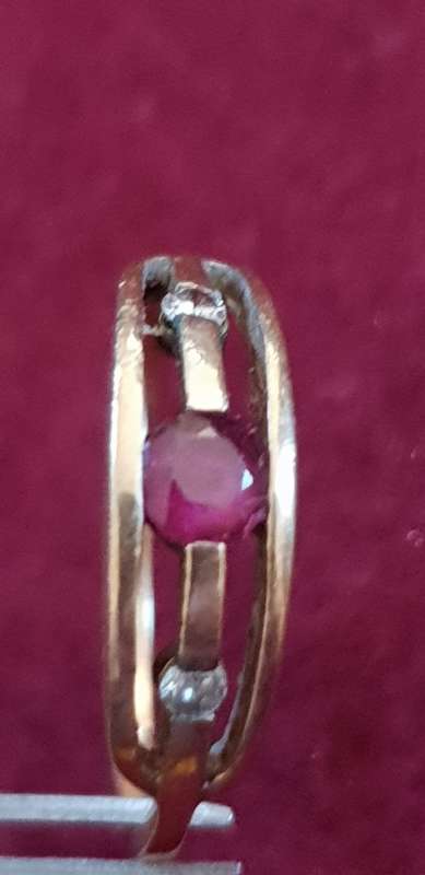 9CT genuine yellow gold diamond and ruby ring