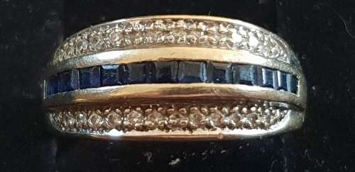 18ct white gold with diamonds and blue saphires ring