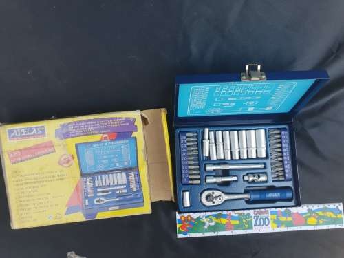 36 piece 1/4" drive Socket wrench set