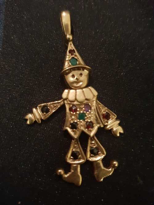 9ct gold clown Vintage with Ruby/Amethyst/Emerald/dark sapphire-moving limbs and head
