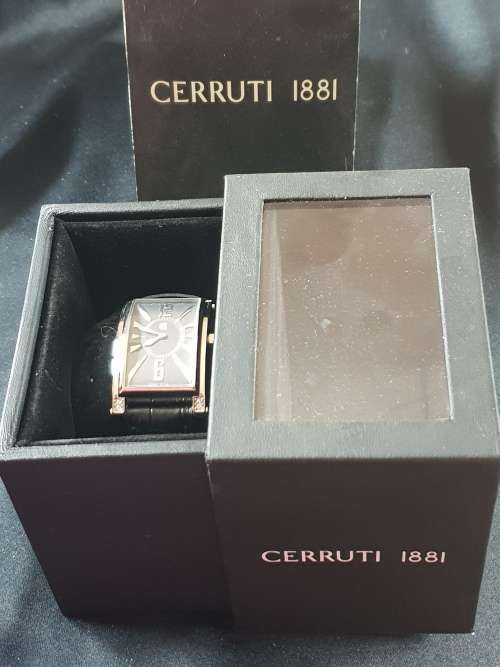 Cerruti 1881 Genova Donna ladies crystal and stainless steel watch with black leather strapandBox