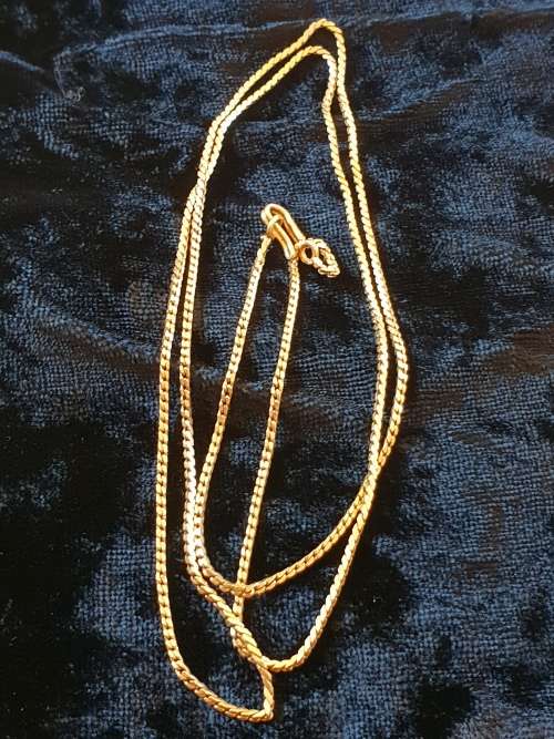 Stunning Solid 22ct yellow gold Necklace