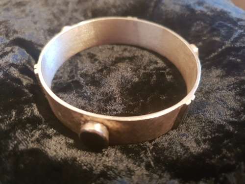 Sterling silver Bangle set with onyx