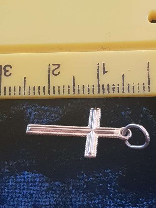 9ct gold cross