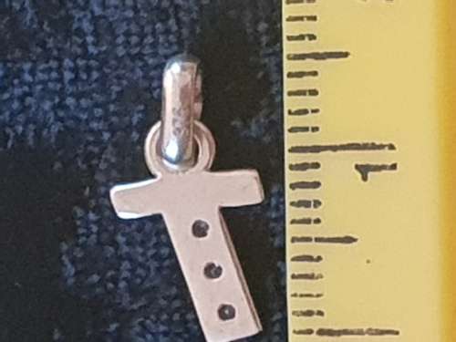 9ct gold Capital Letter `T` pendant with 3 diamonds