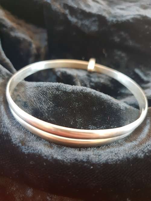 2x Solid silver bangle joined