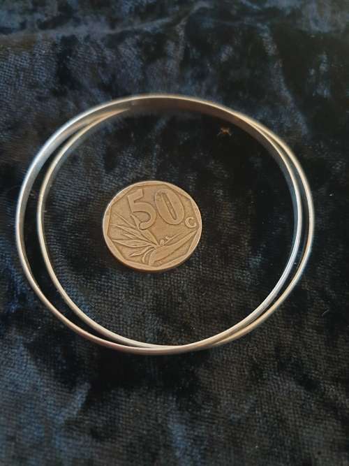 Set of 2 Sterling Silver bangles