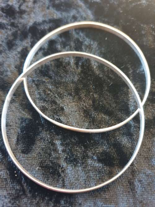 Set of 2 Sterling Silver bangles
