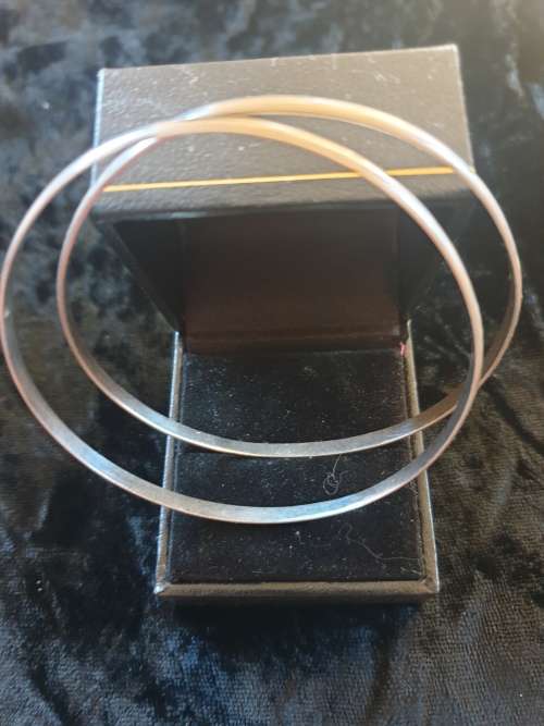 Set of 2 Sterling Silver bangles