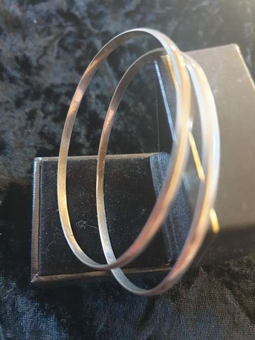 Set of 2 Sterling Silver bangles