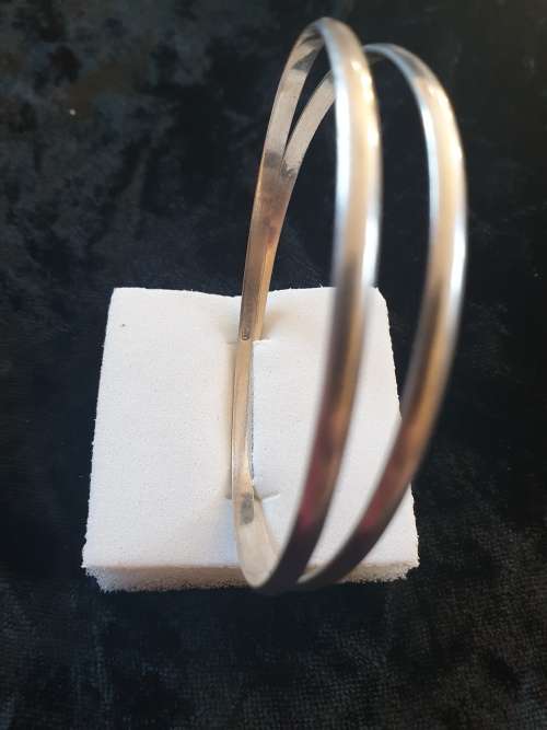 Set of 2 Sterling Silver bangles