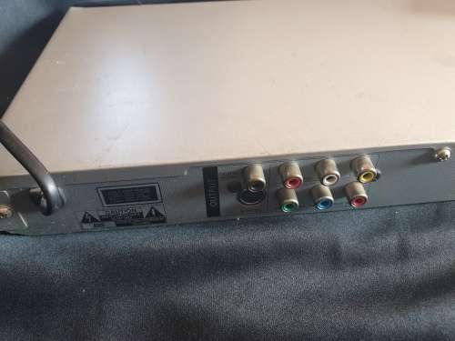 L.G DVD/CD model DV380 player with remote