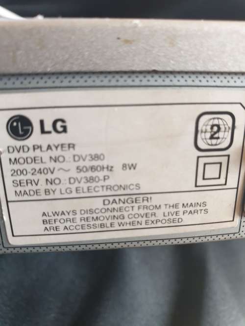 L.G DVD/CD model DV380 player with remote