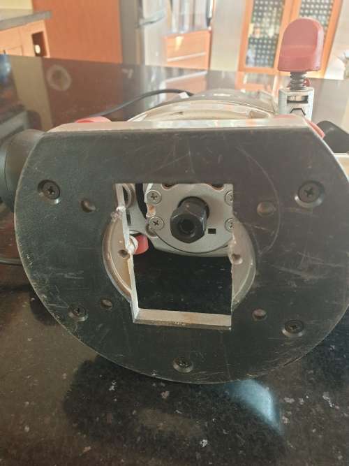 Skil model 1830- 1100 Watt router