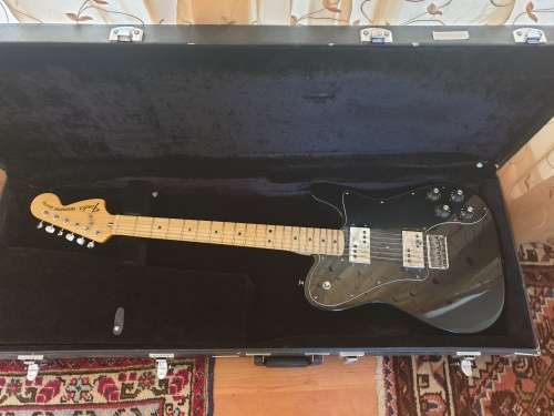 FENDER TELECASTER DELUXE-MADE IN MEXICO GUITAR and HARD CASE