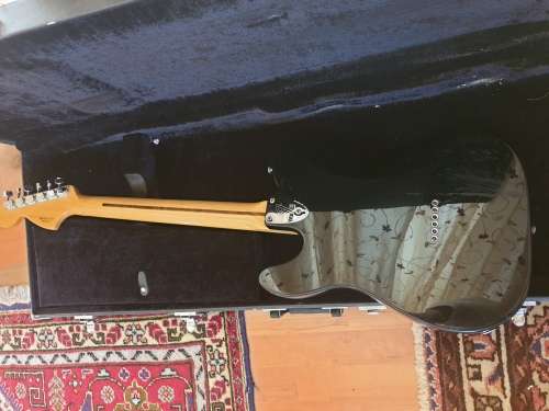 FENDER TELECASTER DELUXE-MADE IN MEXICO GUITAR and HARD CASE