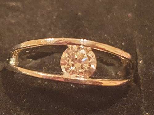 Platinum and 0.44 carat genuine Diamond solitaire Ring