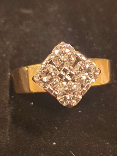 18ct and 1.00 carat of natural Diamond`s Ring hallmarked with African makers marking