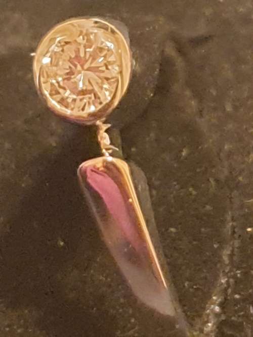 18ct and Rhodium and 0.25 carat genuine Solitaire Diamond Ring