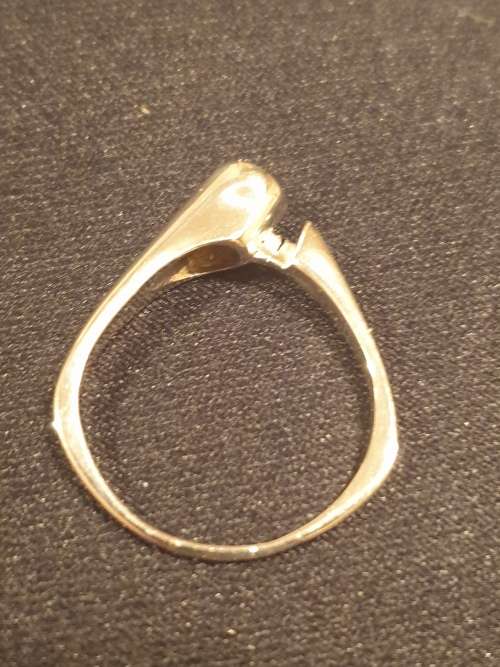 18ct and Rhodium and 0.25 carat genuine Solitaire Diamond Ring
