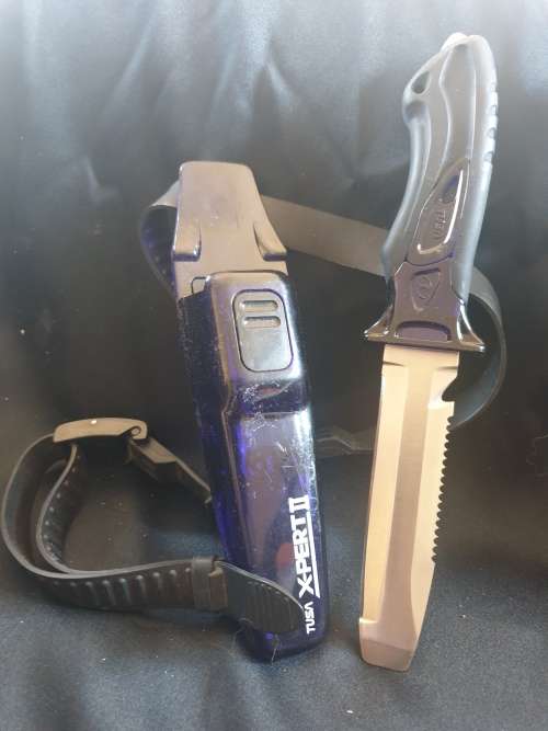 Tusa Expert II scuba diving knife and sheath