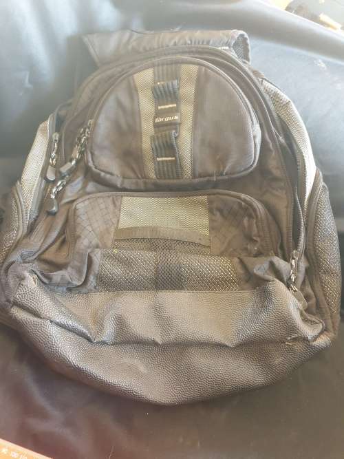 Targus laptop bag/Rucksack with compartments