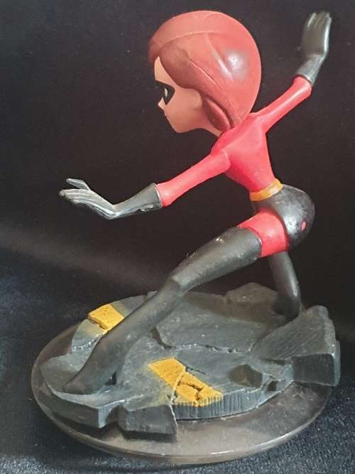 Disney Infinity Incredible set Mrs. Incredible and Mr. Incredible and  Violet