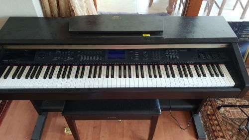 Yamaha Digital Piano YDP-V240