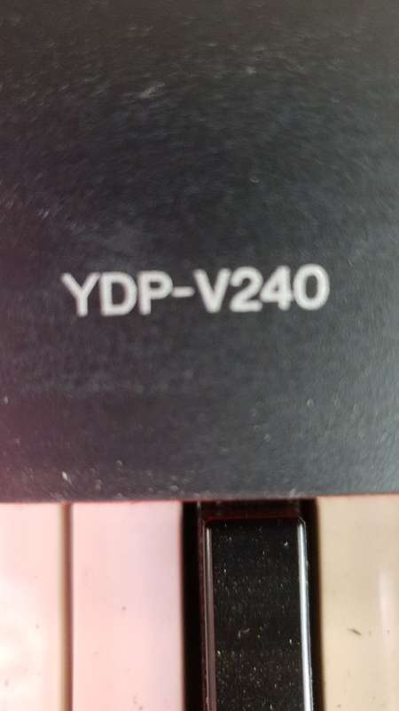 Yamaha Digital Piano YDP-V240