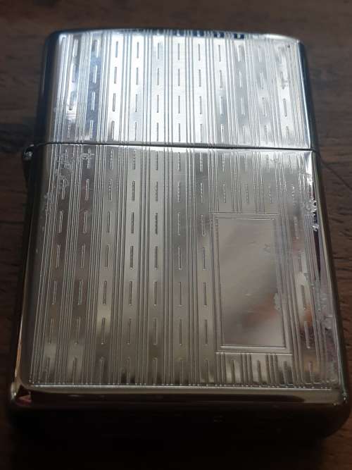 Zippo Lighter Brand new with vertical lines-2000 year