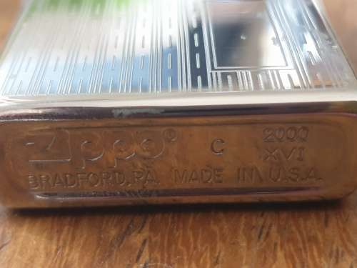 Zippo Lighter Brand new with vertical lines-2000 year