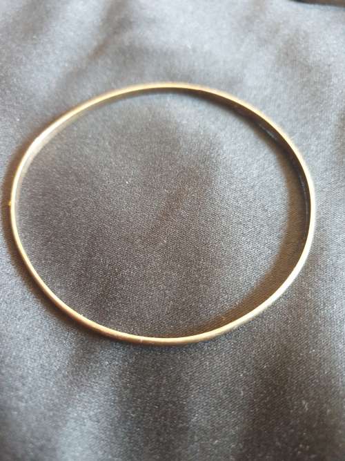Sterling silver bangle