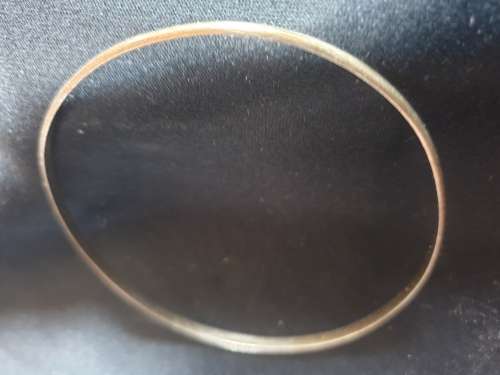 Sterling silver bangle