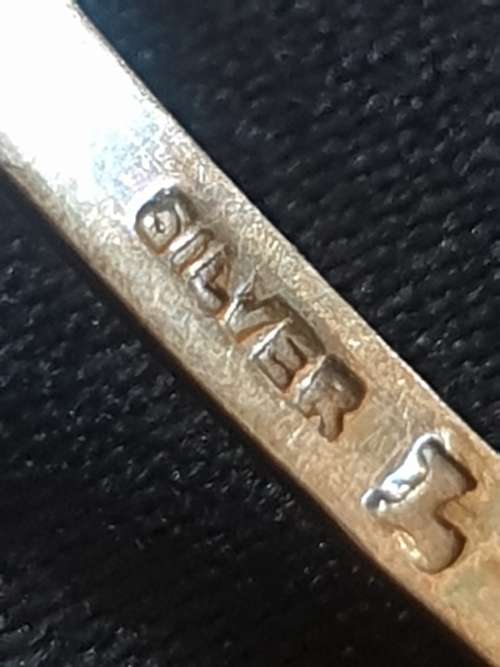 Sterling silver bangle