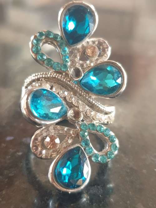 Ring Blue Swirl Teardrop