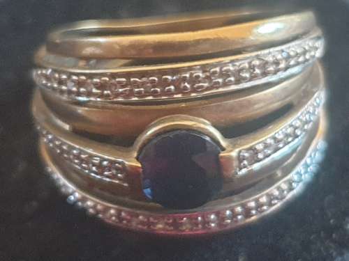 9ct Gold with 1ct Sapphire and Diamond Ring